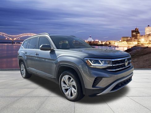 Certified 2023 Volkswagen Atlas SE image 4