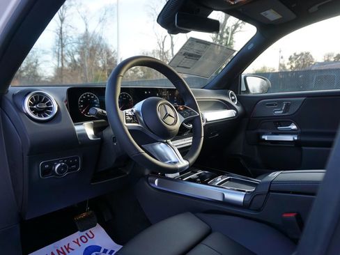 New 2026 Mercedes-Benz GLB 250 4MATIC image 10
