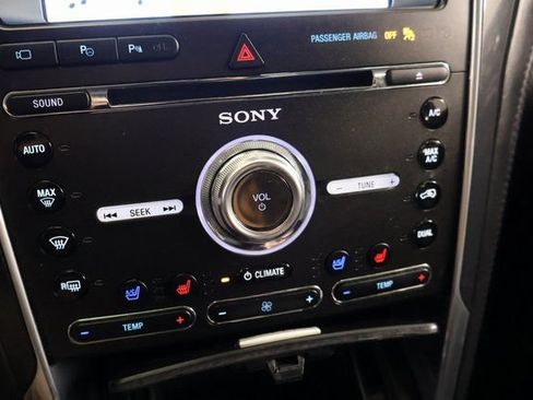 Used 2017 Ford Explorer Platinum AWD/4WD image 25