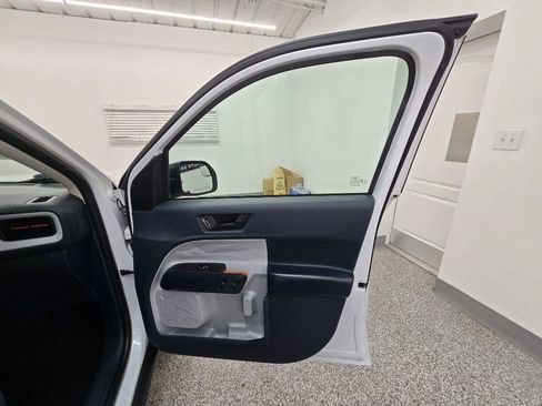 Used 2022 Ford Maverick XLT FWD image 27
