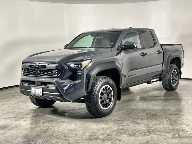 Used 2026 Toyota Tacoma TRD Off-Road AWD/4WD image 4