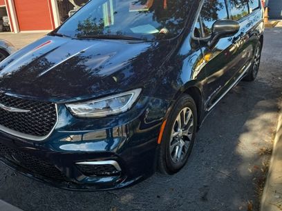 Certified 2022 Chrysler Pacifica Pinnacle