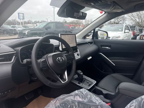 New 2026 Toyota Corolla Cross XLE image 15