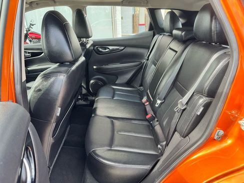 Used 2022 Nissan Rogue Sport SL w/ Premium Package image 36