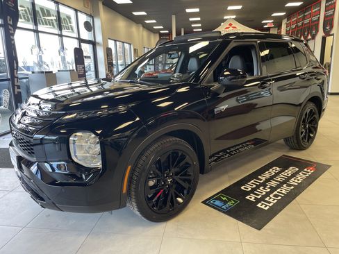 New 2025 Mitsubishi Outlander SEL Black Edition image 12