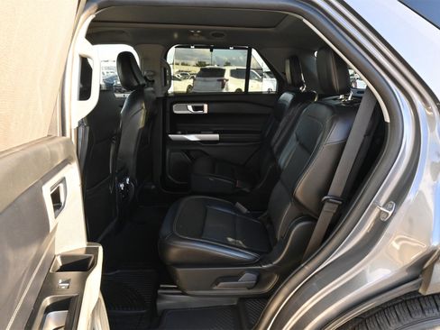 Used 2021 Ford Explorer Limited w/ Equipment Group 301A image 20