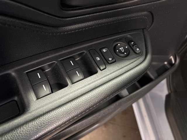 Used 2025 Honda Odyssey Sport-L image 11