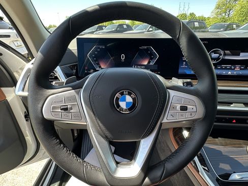 Certified 2026 BMW X7 xDrive40i AWD/4WD image 19