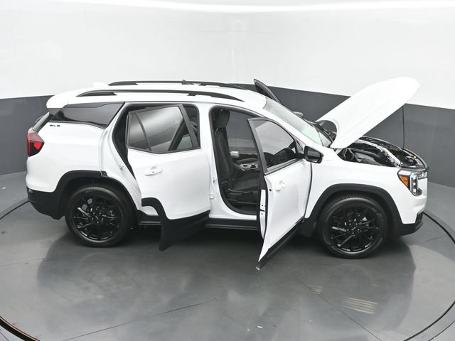 Used 2024 GMC Terrain SLE w/ Driver Convenience Package FWD image 61