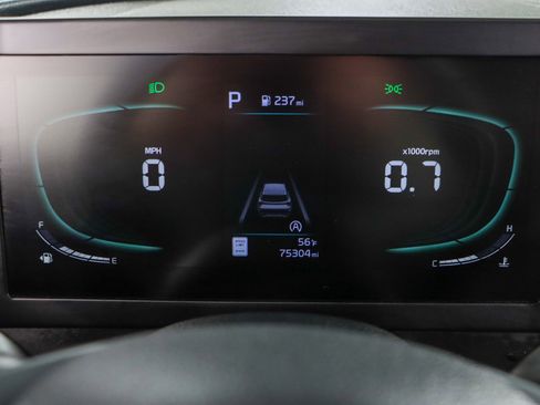 Used 2023 Kia Sportage LX image 15