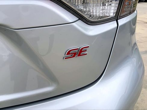 Used 2025 Toyota Corolla SE image 10