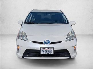 Used 2015 Toyota Prius Four video 2