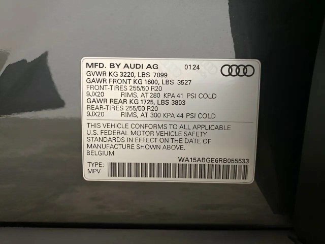 Used 2024 Audi Q8 e-tron Premium Plus w/ Premium Plus Package AWD/4WD image 98