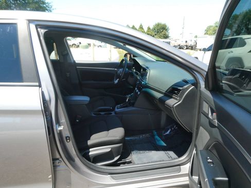 Used 2020 Hyundai Elantra Value Edition w/ Cargo Package (C1) FWD image 26