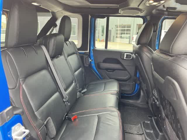 Used 2023 Jeep Wrangler Unlimited Rubicon w/ LED Lighting Group AWD/4WD image 17