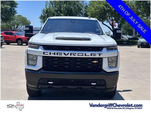 Used 2022 Chevrolet Silverado 2500 Custom w/ Custom Value Package AWD/4WD image 5