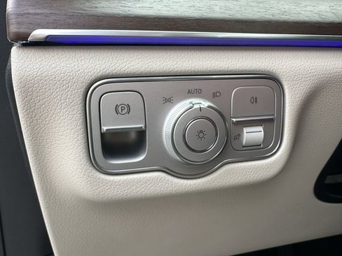 Used 2026 Mercedes-Benz GLE 450 4MATIC image 36