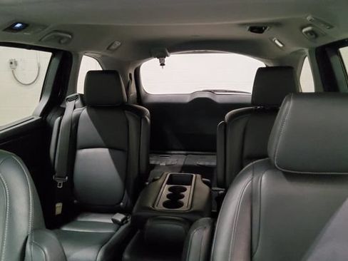 Used 2024 Honda Odyssey EX-L image 19