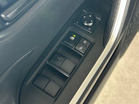 Used 2025 Toyota RAV4 LE FWD image 20