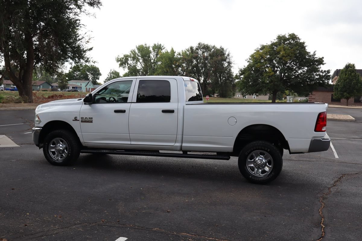 Used 2018 RAM 2500 Tradesman w/ Chrome Appearance Group AWD/4WD image 8
