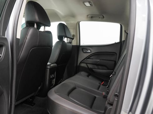 Used 2021 GMC Canyon AT4 w/ Driver Alert Package AWD/4WD image 17