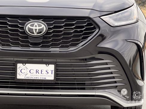 Used 2024 Toyota Highlander XSE image 10
