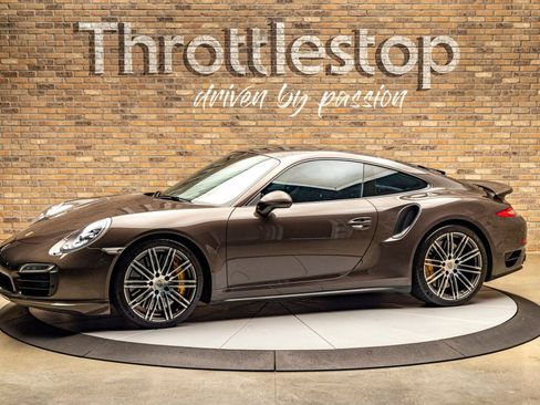 Used 2015 Porsche 911 4 Coupe image 1