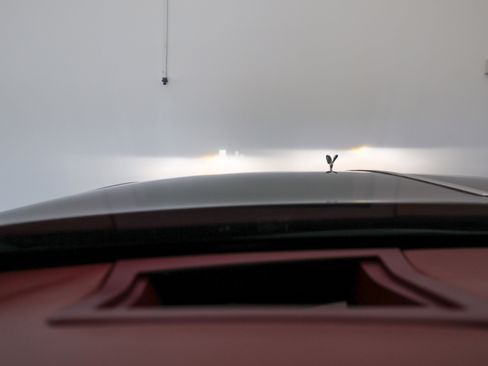Used 2015 Rolls-Royce Wraith RWD image 35