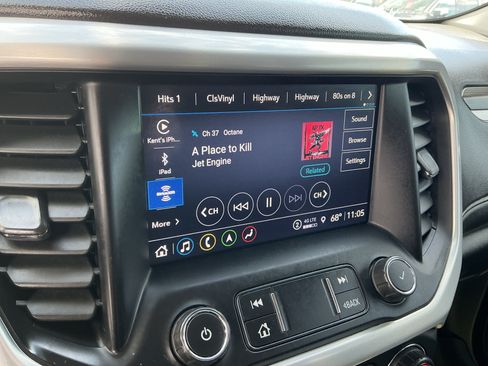 Used 2021 GMC Acadia SLT w/ LPO, Floor Liner Package AWD/4WD image 22