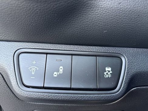 Used 2023 Kia Forte LXS w/ LXS Technology Package image 21