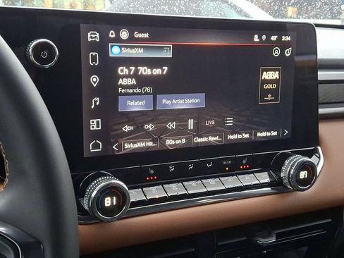 Used 2026 GMC Canyon AT4 w/ Nightfall Essentials Package image 17