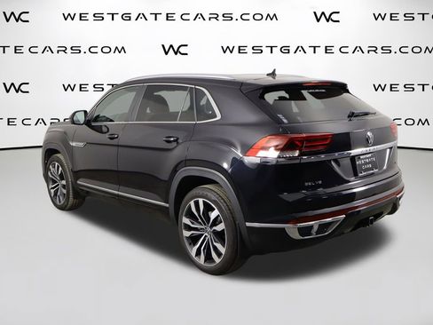 Used 2020 Volkswagen Atlas Cross Sport SEL R-Line AWD/4WD image 45