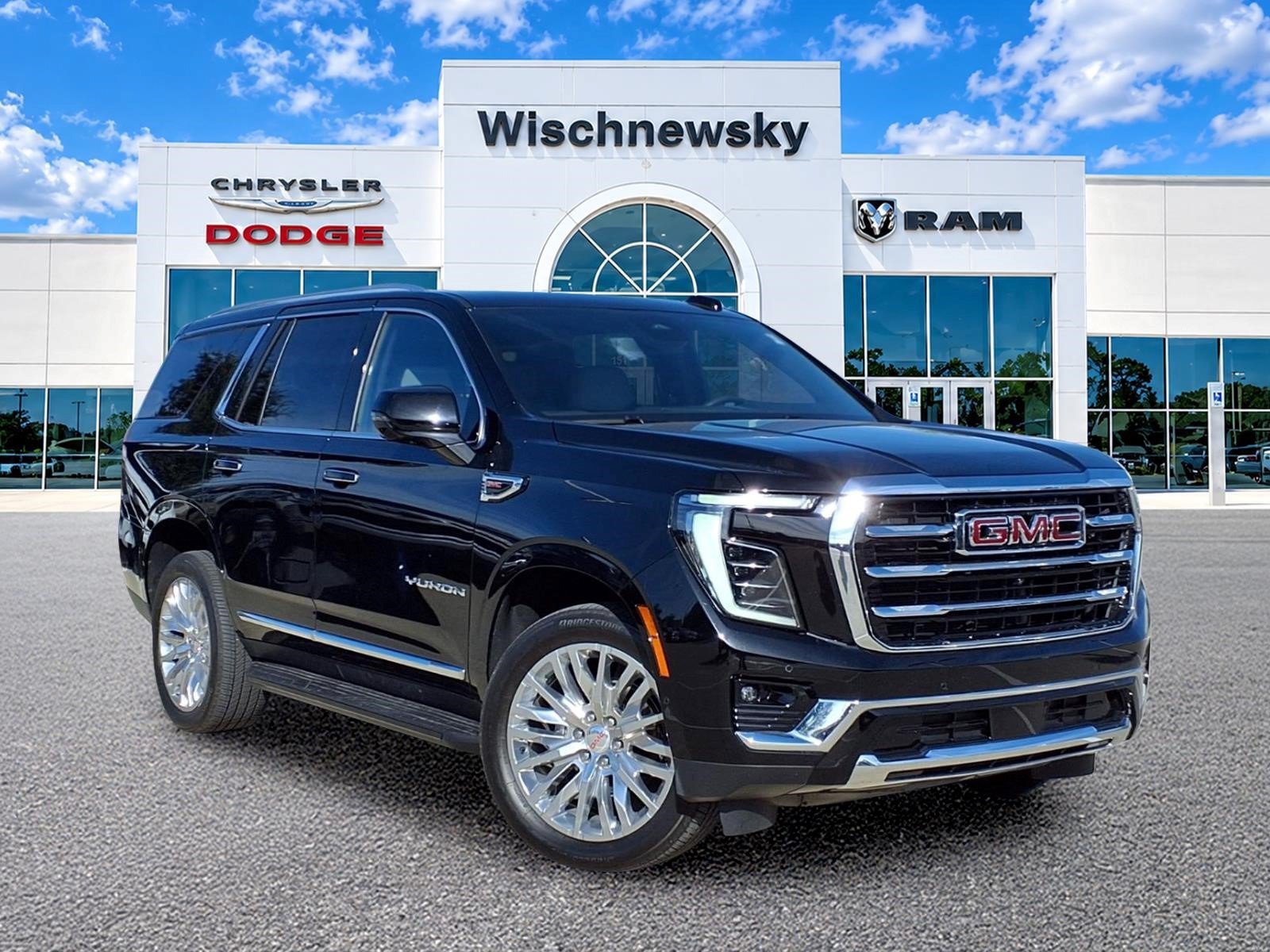 Used 2026 GMC Yukon Elevation RWD image 1