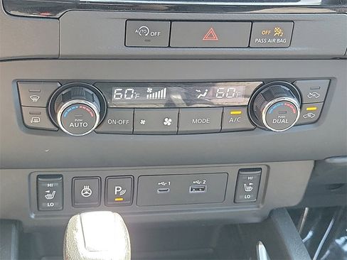 Certified 2023 Nissan Frontier SV w/ SV Convenience Package image 10