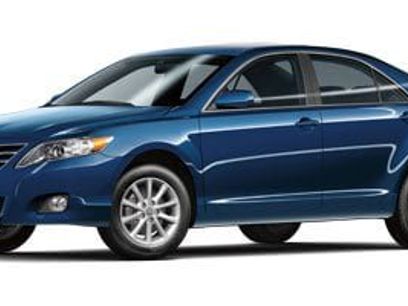 Used 2011 Toyota Camry XLE w/ SE/XLE Extra-Value Pkg