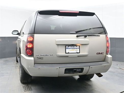 Used 2013 GMC Yukon XL Denali image 13