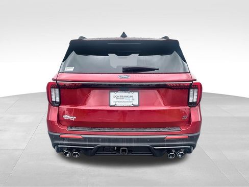 Used 2025 Ford Explorer ST AWD/4WD image 7