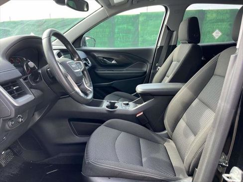 Used 2022 GMC Terrain SLE w/ Driver Convenience Package image 15