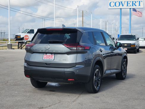 Used 2025 Nissan Rogue SV AWD/4WD image 7