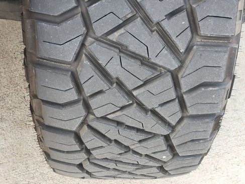 Used 2023 GMC Sierra 1500 AT4 w/ AT4 Premium Package image 11