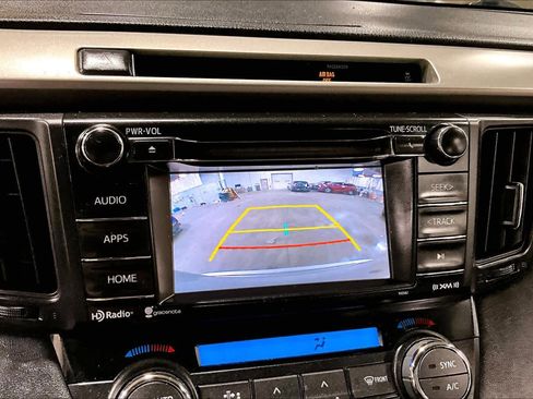 Used 2016 Toyota RAV4 XLE image 27