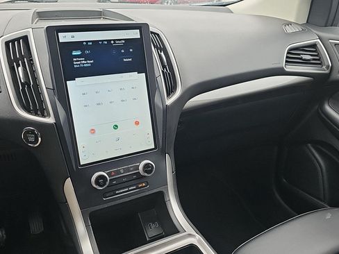 Used 2023 Ford Edge SEL w/ Convenience Package AWD/4WD image 11