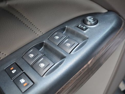 Used 2021 GMC Canyon Denali AWD/4WD image 8