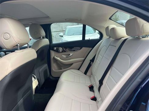 Used 2020 Mercedes-Benz C 300 4MATIC Sedan w/ Premium Package image 9