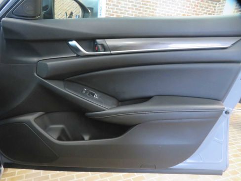 Used 2021 Honda Accord Sport image 23