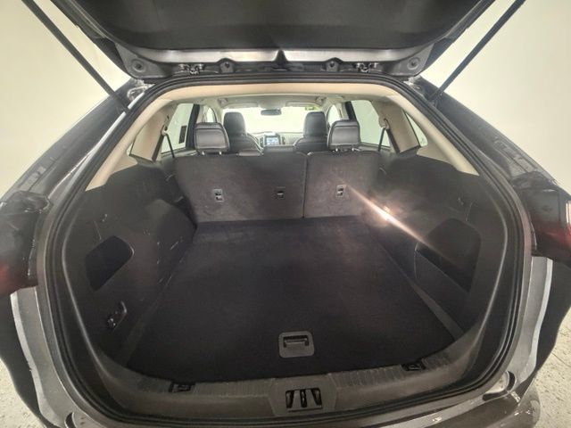 Used 2024 Ford Edge SEL AWD/4WD image 10