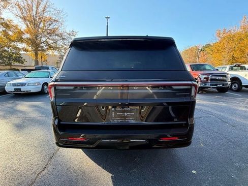New 2025 Lincoln Navigator L Reserve w/ Jet Appearance Package image 8