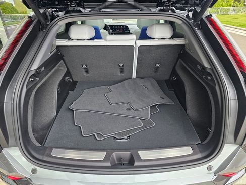 New 2026 Cadillac Optiq V AWD/4WD image 13