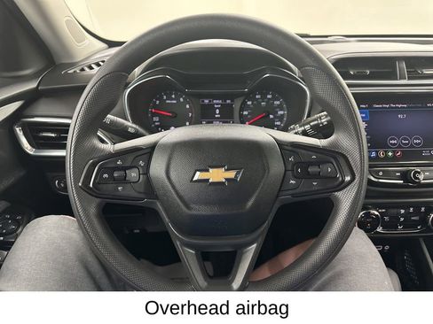 Certified 2022 Chevrolet TrailBlazer LT w/ Convenience Package FWD image 37