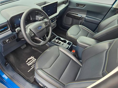 Used 2025 Ford Maverick Lobo AWD/4WD image 15